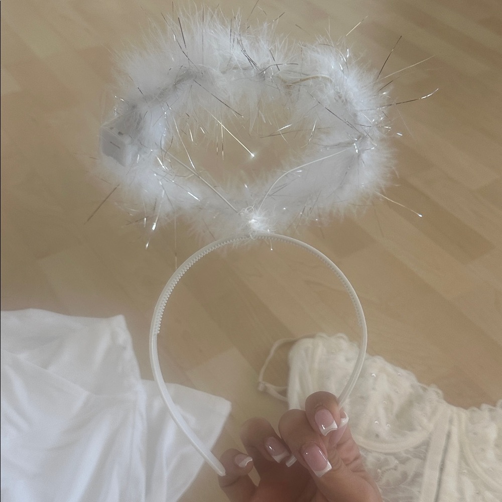 🤍Angel Costume - Picture 4 of 4